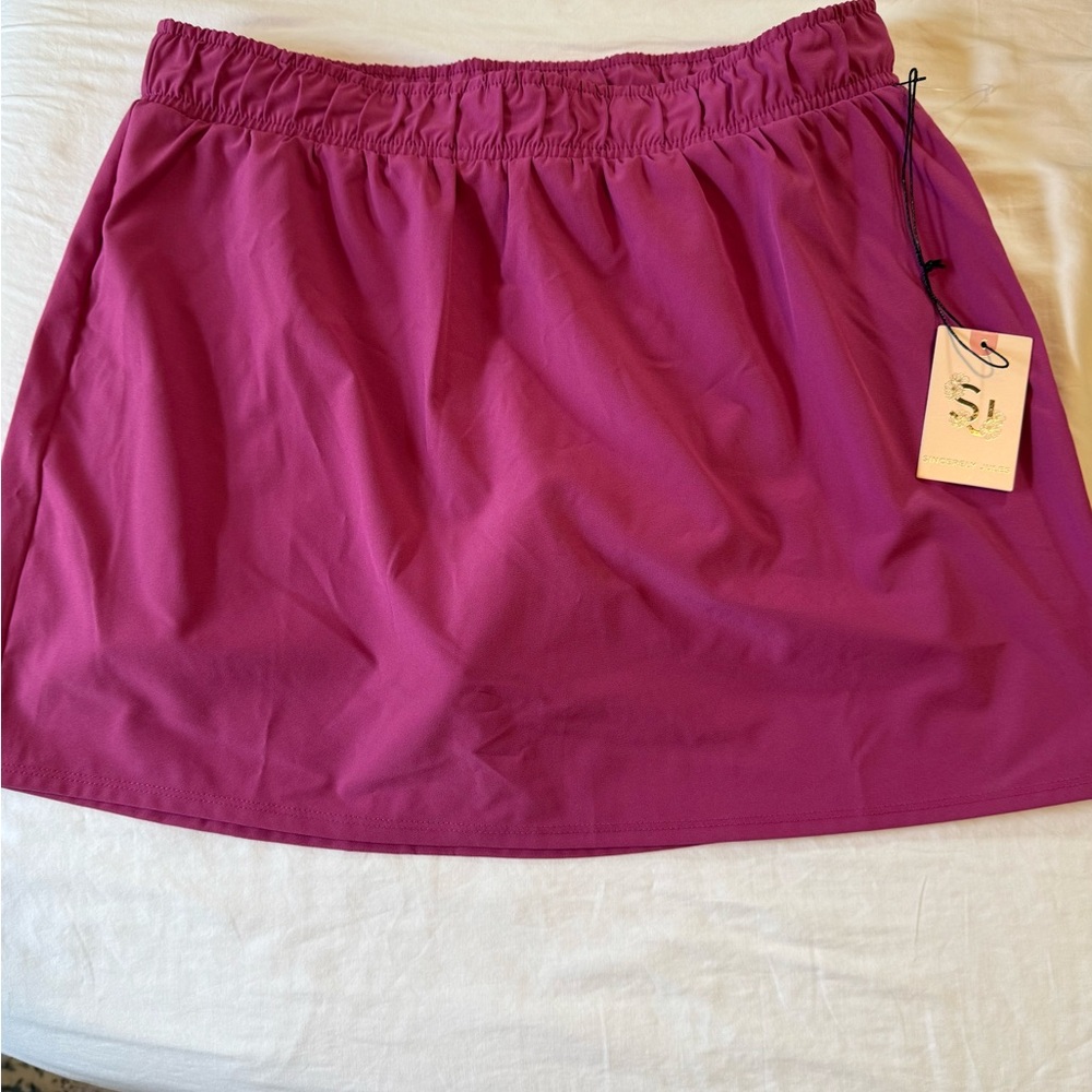Sincerely Jules Vibrant Pink Skort NWT Size large